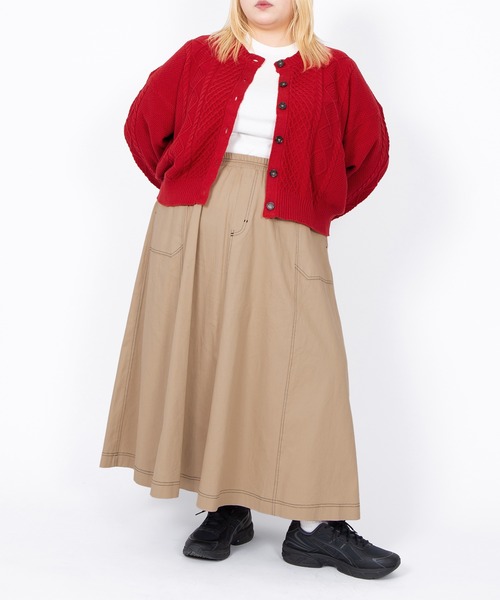 PUNYUS(プニュズ)の「ステッチフレアロングスカート(スカート・レディース・ブラック/カーキ/ピンク/ベージュ・2/3/4/1)」の17枚目の写真