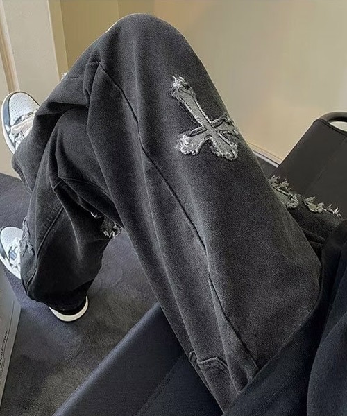 Ressaca(レサーカ)の「クロスパッチデニムパンツ(デニムパンツ・メンズ・ブラック/ブルー・XL/L/M)」の11枚目の写真