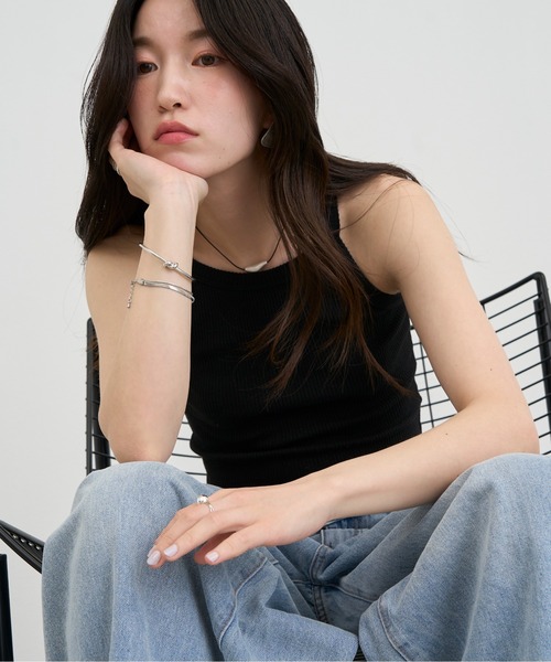 NUJOH(ヌゾ)の「Rib Knit Sleeveless Top / リブニットスリーブレストップスアクリル100(タンクトップ・レディース・ピンク/ホワイト/イエロー/ブラック/グレー・FREE)」の17枚目の写真