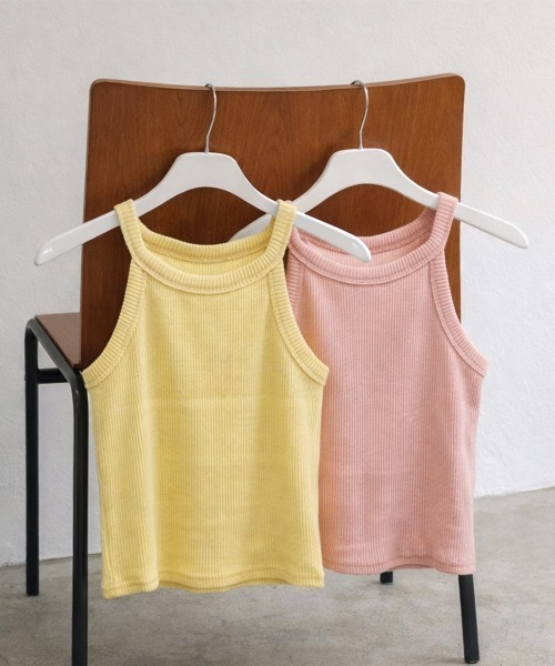 NUJOH(ヌゾ)の「Rib Knit Sleeveless Top / リブニットスリーブレストップスアクリル100(タンクトップ・レディース・ピンク/ホワイト/イエロー/ブラック/グレー・FREE)」の7枚目の写真