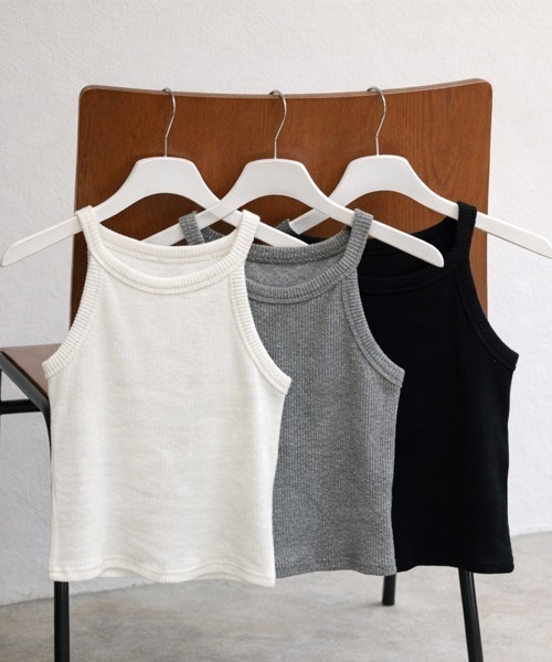 NUJOH(ヌゾ)の「Rib Knit Sleeveless Top / リブニットスリーブレストップスアクリル100(タンクトップ・レディース・ピンク/ホワイト/イエロー/ブラック/グレー・FREE)」の6枚目の写真
