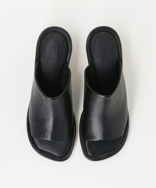 JVAM(ジェーヴィエーエム)の「<JVAM>DELIA MULE< Select by EMMEL REFINES >(サンダル・レディース・オフホワイト/ブラック/ライトブルー・36/38/37)」の5枚目の写真