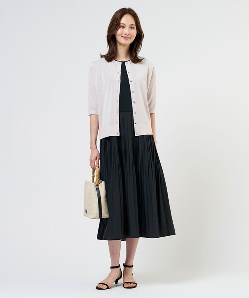 J.PRESS(ジェイプレス)の「COTTON ACETATE DRY クルーネック カーディガン(カーディガン/ボレロ・レディース・ベージュ系/ネイビー系/スカイブルー系/オレンジ系・T13)」の15枚目の写真