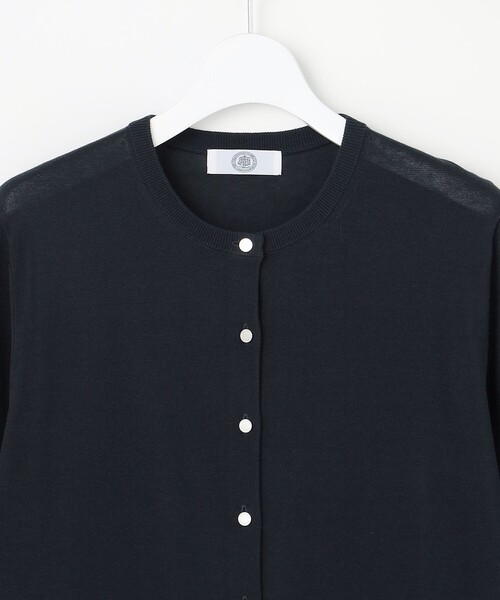 J.PRESS(ジェイプレス)の「COTTON ACETATE DRY クルーネック カーディガン(カーディガン/ボレロ・レディース・ベージュ系/ネイビー系/スカイブルー系/オレンジ系・T13)」の6枚目の写真