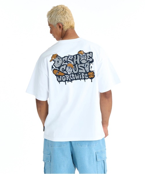 DC SHOES(ディーシーシューズ)の「DC SHOES メンズ 26 SK CREW SS Tシャツ 【2026年春夏モデル】/バックプリント半袖Tシャツ(Tシャツ/カットソー・メンズ・ホワイト/ブラック/ベージュ・MEDIUM/LARGE/X-LARGE)」の5枚目の写真