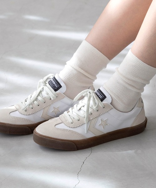 CONVERSE（コンバース）の「CONVERSE コンバース ROADCLASSIC ロードクラシック SK SY OX ローカット スニーカー（スニーカー・レディース・ホワイト/ブラック・23.0cm/23.5cm/24.0cm/24.5cm/25.0cm/25.5cm/26.0cm）」の3枚目の写真