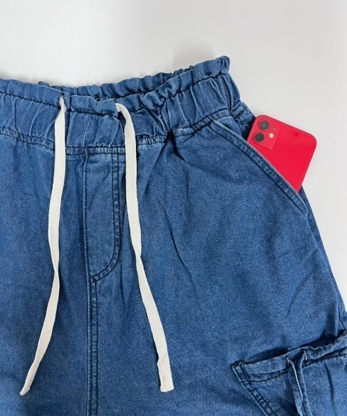NANEA(ナネア)の「ドロストリボン デザインワイドデニムパンツ(デニムパンツ・レディース・ブルー/ブラック・X-LARGE/LARGE)」の19枚目の写真