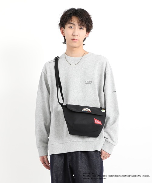 Manhattan Portage（マンハッタンポーテージ）の「Nylon Messenger Bag (XS) FZP MGNT / TOY STORY MR AND MRS POTATO HEAD（メッセンジャーバッグ・レディース・ブラック・X-SMALL）」の15枚目の写真