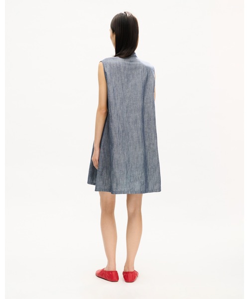 KENZO（ケンゾー）の「ショート ドレス イン ウォッシュド ミックス リネン デニム（ワンピース・レディース・ブルー系その他・SMALL/MEDIUM）」の2枚目の写真