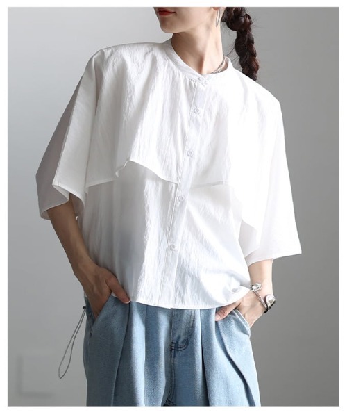Sawa a la mode(サワアラモード)の「ケープデザインストライプブラウス(シャツ/ブラウス・レディース・オフホワイト/ブルー・FREE)」の9枚目の写真