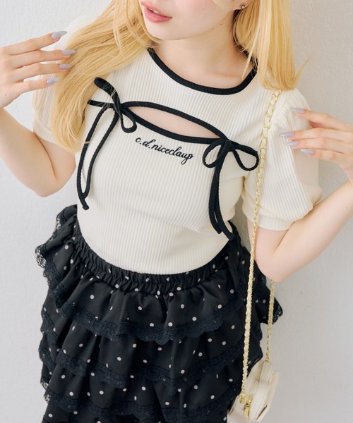 continuer de NICE CLAUP(コンティニューデナイスクラップ)の「胸リボンテレコTOPS(Tシャツ/カットソー・レディース・ピンク/ブラック/オフホワイト/その他12・FREE)」の3枚目の写真