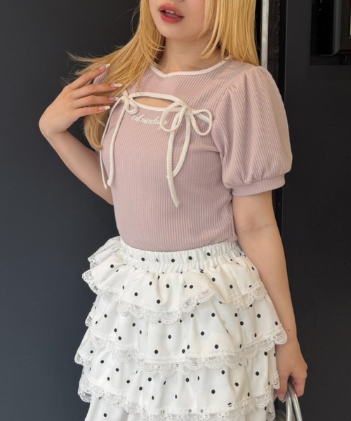 continuer de NICE CLAUP(コンティニューデナイスクラップ)の「胸リボンテレコTOPS(Tシャツ/カットソー・レディース・ピンク/ブラック/オフホワイト/その他12・FREE)」の4枚目の写真
