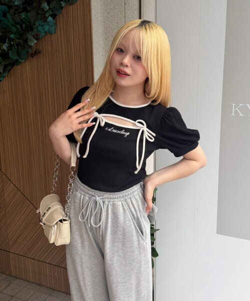 continuer de NICE CLAUP(コンティニューデナイスクラップ)の「胸リボンテレコTOPS(Tシャツ/カットソー・レディース・ピンク/ブラック/オフホワイト/その他12・FREE)」の19枚目の写真