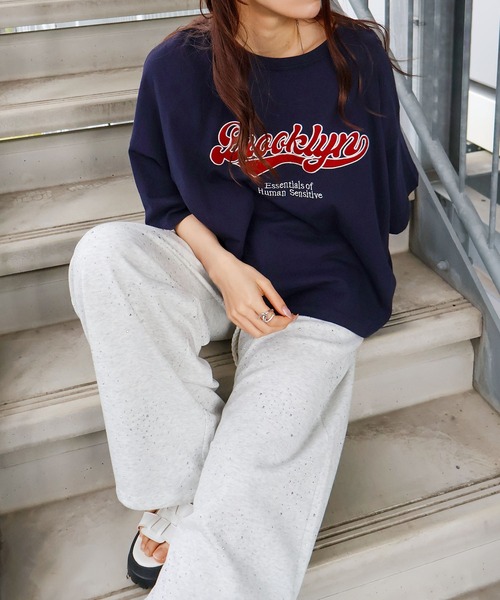 SpRay(スプレイ)の「フェルトロゴBIG Tシャツ(Tシャツ/カットソー・レディース・ダークグリーン/ホワイト/レッド/オートミール/ネイビー・FREE)」の16枚目の写真