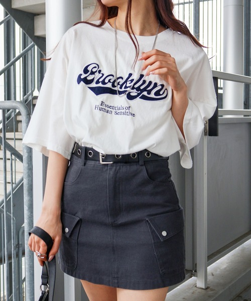 SpRay(スプレイ)の「フェルトロゴBIG Tシャツ(Tシャツ/カットソー・レディース・ダークグリーン/ホワイト/レッド/オートミール/ネイビー・FREE)」の21枚目の写真