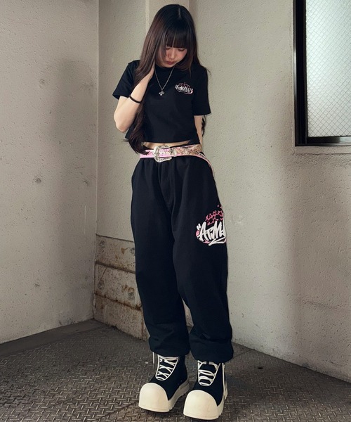 ATMARK(アットマーク)の「《フリーサイズ / UNISEX 》ATMARK クラウンロゴサガラ刺繍スウェットパンツ セットアップ可能(スウェットパンツ・メンズ・ブラック系1/ブラック系3/ホワイト系1/ホワイト系2/ホワイト系3/ブラック系2・FREE)」の19枚目の写真