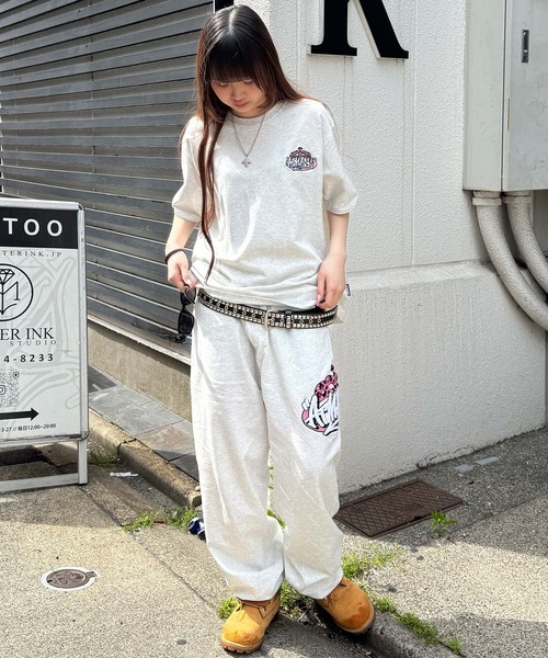 ATMARK(アットマーク)の「《フリーサイズ / UNISEX 》ATMARK クラウンロゴサガラ刺繍スウェットパンツ セットアップ可能(スウェットパンツ・メンズ・ブラック系1/ブラック系3/ホワイト系1/ホワイト系2/ホワイト系3/ブラック系2・FREE)」の14枚目の写真
