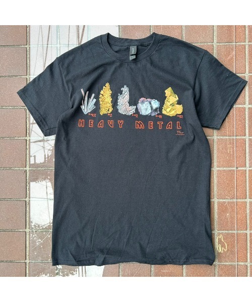fridge(フリッジ)の「【ATLAS SCREEN PRINTING】アトラススクリーンプリンティング Heavy Metal Adult T-shirt(Tシャツ/カットソー・メンズ・ブラック・LARGE/X-LARGE)」の1枚目の写真