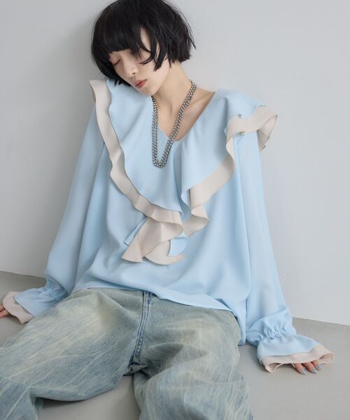 kivi(キヴィ)の「ラッフルフリルブラウス(シャツ/ブラウス・レディース・ライトピンク/ライトブルー/オフホワイト・FREE)」の2枚目の写真
