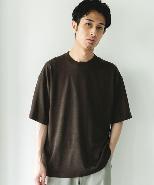URBAN RESEARCH DOORS(アーバンリサーチドアーズ)の「コットンレーヨンクルーネック ショートスリーブ Tシャツ(Tシャツ/カットソー・メンズ・ブラウン/ライトブルー/ベージュ・LARGE/MEDIUM)」の2枚目の写真