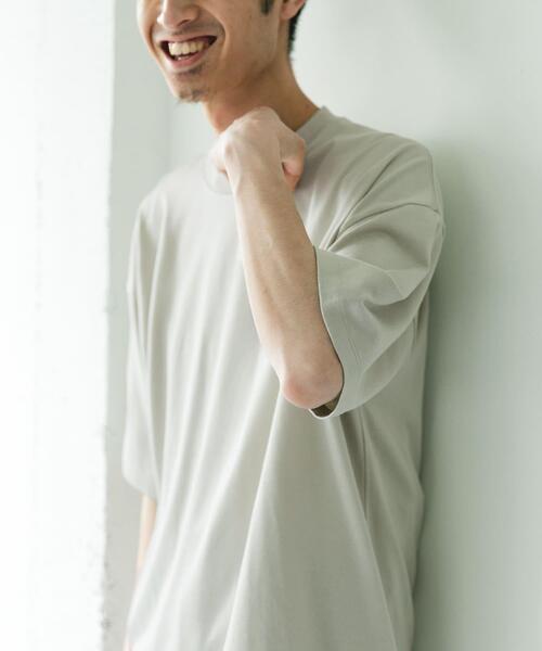 URBAN RESEARCH DOORS(アーバンリサーチドアーズ)の「コットンレーヨンクルーネック ショートスリーブ Tシャツ(Tシャツ/カットソー・メンズ・ブラウン/ライトブルー/ベージュ・LARGE/MEDIUM)」の7枚目の写真