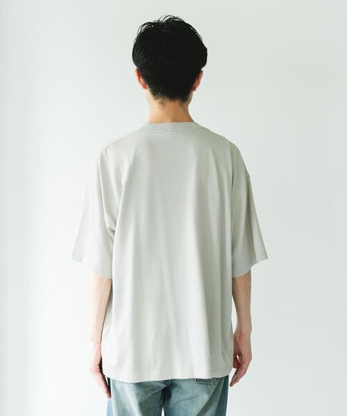 URBAN RESEARCH DOORS(アーバンリサーチドアーズ)の「コットンレーヨンクルーネック ショートスリーブ Tシャツ(Tシャツ/カットソー・メンズ・ブラウン/ライトブルー/ベージュ・LARGE/MEDIUM)」の13枚目の写真