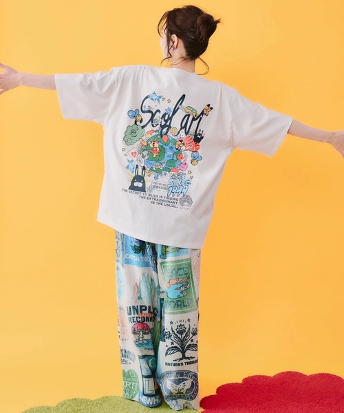 ScoLar(スカラー)の「ScoLar/スカラー ワールド柄 ポケットTEE(Tシャツ/カットソー・レディース・ホワイト/イエロー・FREE)」の12枚目の写真