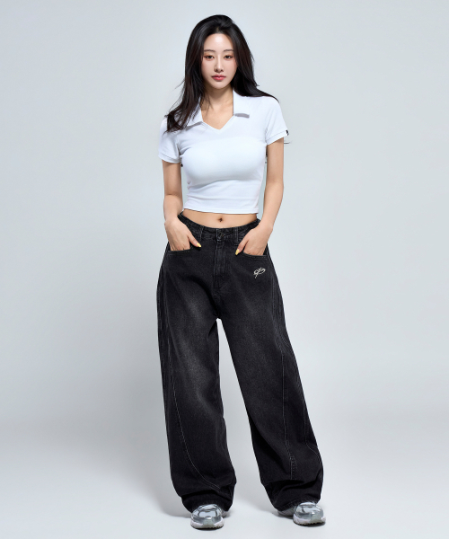 PHYSICAL GARMENTS（フィジカルガーメンツ）の「P5070 ウォッシュドブラック ウーマン カーブ切り替え デニムパンツ [黒デニム]（その他パンツ・レディース・ブラック系・SMALL/MEDIUM/LARGE）」の4枚目の写真