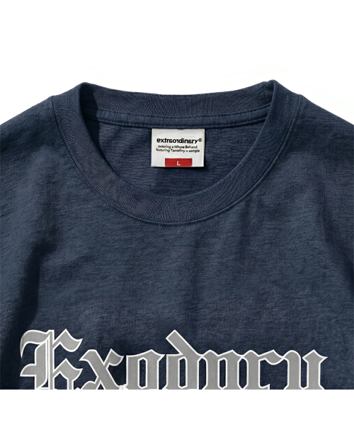 EXTRAORDINARY(エクストラオーディナリー)の「OLD ENGLISH TEE NAVY(Tシャツ/カットソー・メンズ・その他・MEDIUM/LARGE/X-LARGE/XX-LARGE)」の3枚目の写真