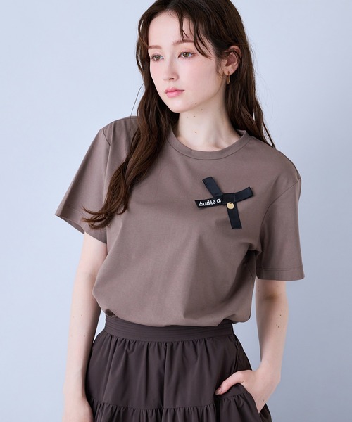 Rosa Tiara グレー パール付きトップス　新品　定価29,700円 Rose Tiara｜ローズティアラのTシャツ/カットソー（ブラウン/茶色系