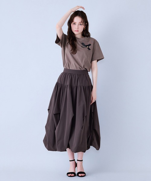 Audie a Muses(オーディアミューズ)の「Audie a Musesロゴ入りリボンカットソー(Tシャツ/カットソー・レディース・オフホワイト/ブラック/ブラウン・38/42)」の8枚目の写真