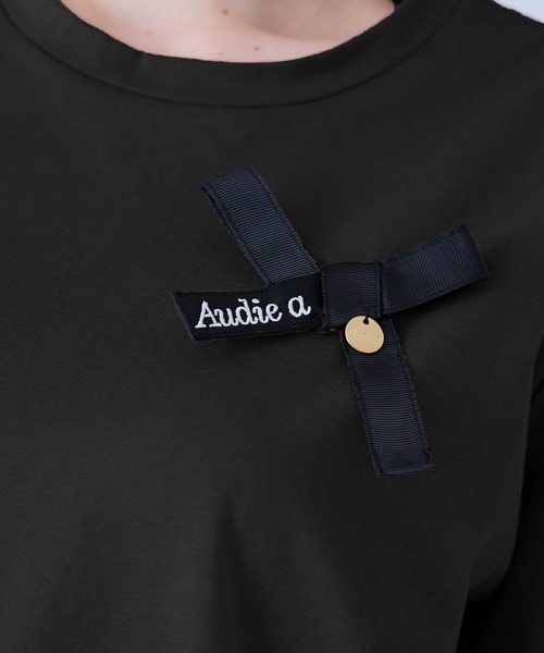 Audie a Muses(オーディアミューズ)の「Audie a Musesロゴ入りリボンカットソー(Tシャツ/カットソー・レディース・オフホワイト/ブラック/ブラウン・38/42)」の7枚目の写真