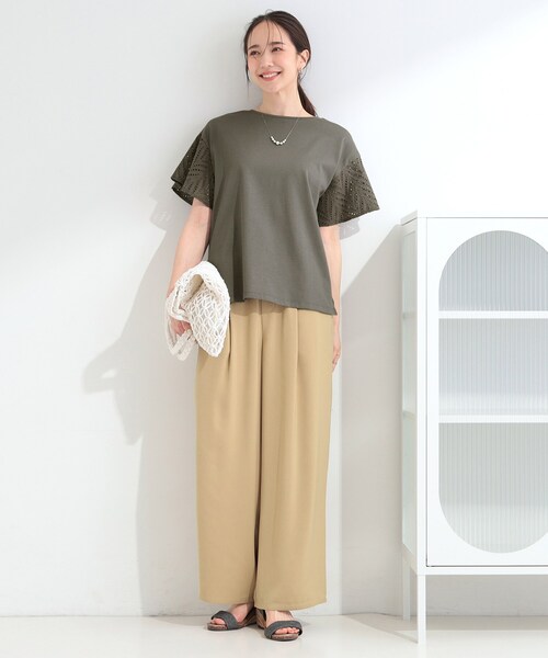 SHOO・LA・RUE（シューラルー）の「【汗じみ防止/ひんやり/S-LL】レースが華やか お袖フレアTシャツ（Tシャツ/カットソー・レディース・ネイビー/イエロー/ホワイト/ダークグレー/ピンク系その他・01/03/02/04）」の14枚目の写真