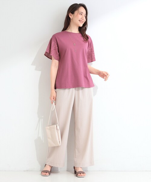SHOO・LA・RUE（シューラルー）の「【汗じみ防止/ひんやり/S-LL】レースが華やか お袖フレアTシャツ（Tシャツ/カットソー・レディース・ネイビー/イエロー/ホワイト/ダークグレー/ピンク系その他・01/03/02/04）」の22枚目の写真