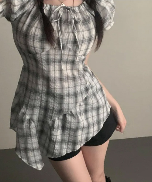 VIVID LADY（ビビッドレディー）の「チェック アシンメトリーフレアヘム 半袖ブラウス（シャツ/ブラウス・レディース・ブラック/アイボリー・FREE）」の13枚目の写真