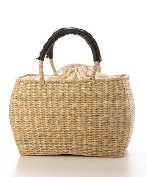 CACHELLIE（カシェリエ）の「SEAGRASS oval TOTE（かごバッグ・レディース・ナチュラル・FREE）」の2枚目の写真