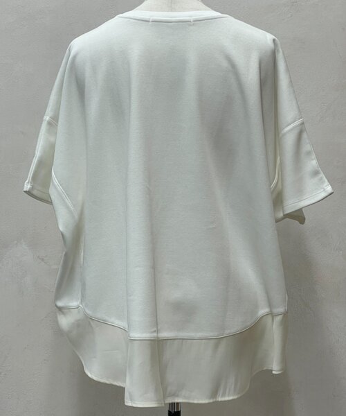 Jena espace merveilleux(ジェナ エスパスメルヴェイユ)の「サークル切替カットソー(Tシャツ/カットソー・レディース・オフホワイト/チャコールグレー・FREE)」の19枚目の写真