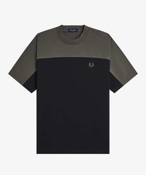FRED PERRY(フレッドペリー)の「Colour Block T-Shirt/カラーブロックTシャツ(Tシャツ/カットソー・メンズ・ブラック・S/M/L)」の7枚目の写真