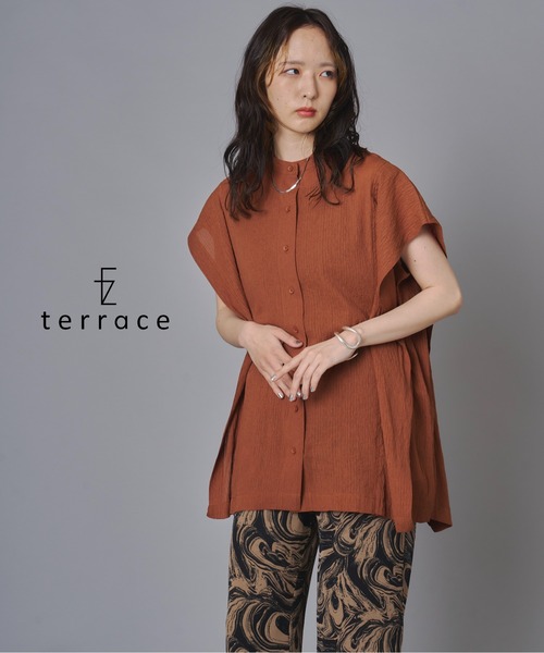 terrace(テラス)の「スクエアバンドカラーシャツ(シャツ/ブラウス・レディース・ライトグリーン/ブラウン/オフホワイト/ブラック・FREE)」の3枚目の写真
