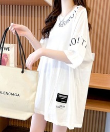 肩見せデザインで抜け感プラス!ゆるっと着こなせるショルダーオープンロングTシャツ