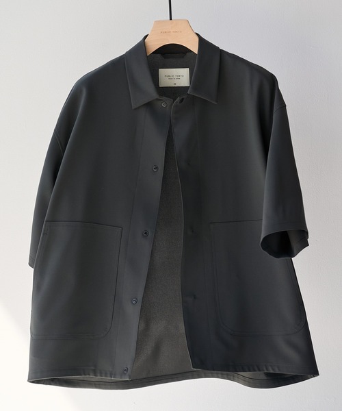 PUBLIC TOKYO(パブリックトウキョウ)の「【セットアップ可】TRIXIONウーリーシャツブルゾンショートスリーブ /半袖/夏服/ウォッシャブル/防シワ/大人気/セットアップ(シャツ/ブラウス・メンズ・ベージュ/オリーブ/ブラック・1/2)」の1枚目の写真