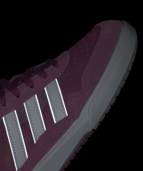 adidas(アディダス)の「タイショーン II シューズ / アディダスオリジナルス adidas Originals(スニーカー・メンズ・レッド・27.0cm/27.5cm/23.5cm/28.0cm/28.5cm/29.0cm/24.5cm/25.5cm/26.0cm/26.5cm)」の9枚目の写真
