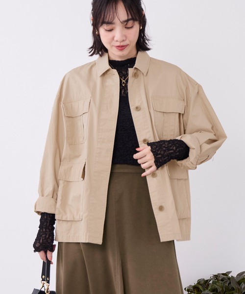 MICA&DEAL(マイカ&ディール)の「バイオウォッシュミリタリーシャツジャケット(ミリタリージャケット・レディース・ベージュ/カーキ・FREE)」の2枚目の写真