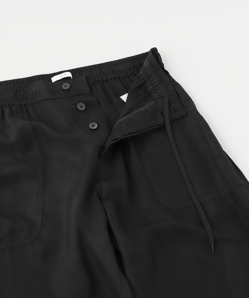 ATON(エイトン)の「ATON(エイトン)FIBRIL SILK TAFTA EASY BAKER パンツ(カーゴパンツ・メンズ・チャコールグレー・6/4)」の3枚目の写真