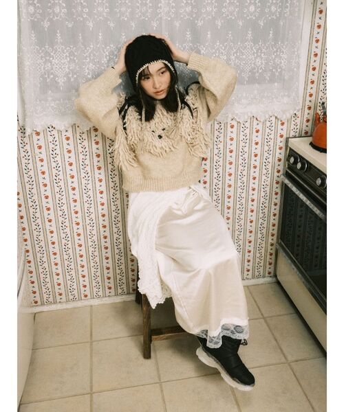 merry jenny(メリージェニー)の「pixie earflap hat(ニットキャップ/ビーニー・レディース・ブラック/ネイビー・FREE)」の8枚目の写真