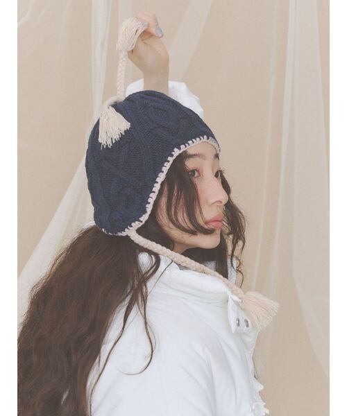 merry jenny(メリージェニー)の「pixie earflap hat(ニットキャップ/ビーニー・レディース・ブラック/ネイビー・FREE)」の11枚目の写真