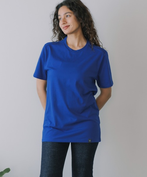NEW ERA（ニューエラ）の「NEW ERA/ニューエラ MEN'S S/S TEE シンプルワンポイント オーバーサイズ 無地 ロゴT 半袖Tシャツ メンズ 夏物 夏服（Tシャツ/カットソー・メンズ・ロイヤルブルー・L/S/M）」の4枚目の写真