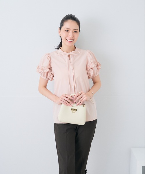 Neige(ネージュ)の「ホイップフリルボウタイブラウス(シャツ/ブラウス・レディース・ピンク/ブルー・ONE SIZE)」の12枚目の写真