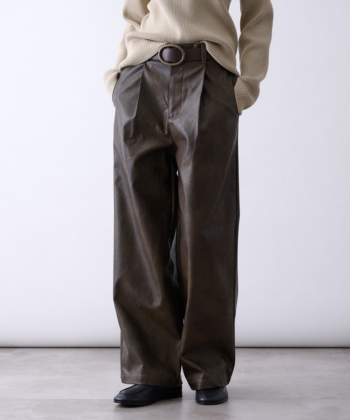 Perushu(ペルーシュ)の「synthetic leather Tuck Wide Pants/合成皮革タックワイドパンツ(その他パンツ・メンズ・ブラック/ブラウン・SMALL/MEDIUM/LARGE)」の16枚目の写真
