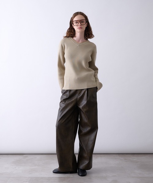 Perushu(ペルーシュ)の「synthetic leather Tuck Wide Pants/合成皮革タックワイドパンツ(その他パンツ・メンズ・ブラック/ブラウン・SMALL/MEDIUM/LARGE)」の20枚目の写真